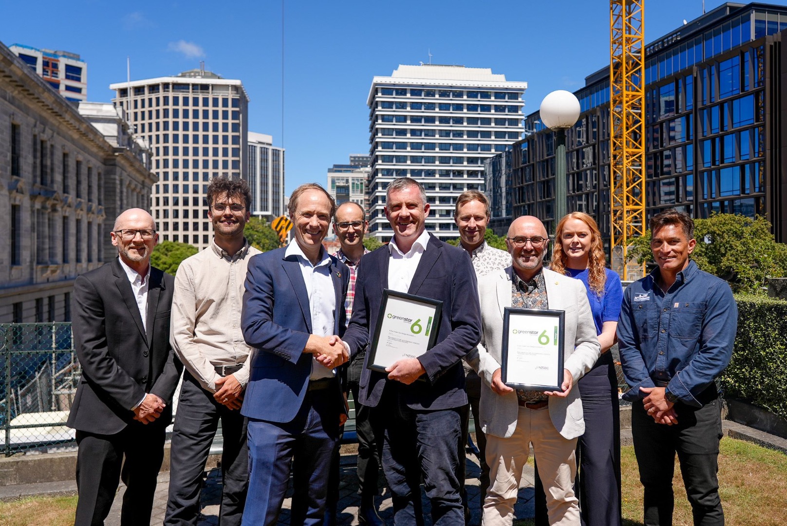 Pictured (left to right): Michael Davis (Studio Pacific Architecture, Senior Principal), Benjamin Sawrey (Aurecon, Sustainability Consultant), Andrew Eagles (NZGBC Chief Executive), Marcus Welby (Aurecon, Principal), Mitch Knight (Parliamentary Service Deputy Chief Executive), Karl Wakelin (Aurecon, Sustainable Buildings Leader), Dave Wills (Parliamentary Service Future Accommodation Strategy Project Director), Jessica-Mae Robertson (Parliamentary Service Future Accommodation Strategy Project Construction Lead), Kerrin Manuel (LT McGuinness Construction Director).